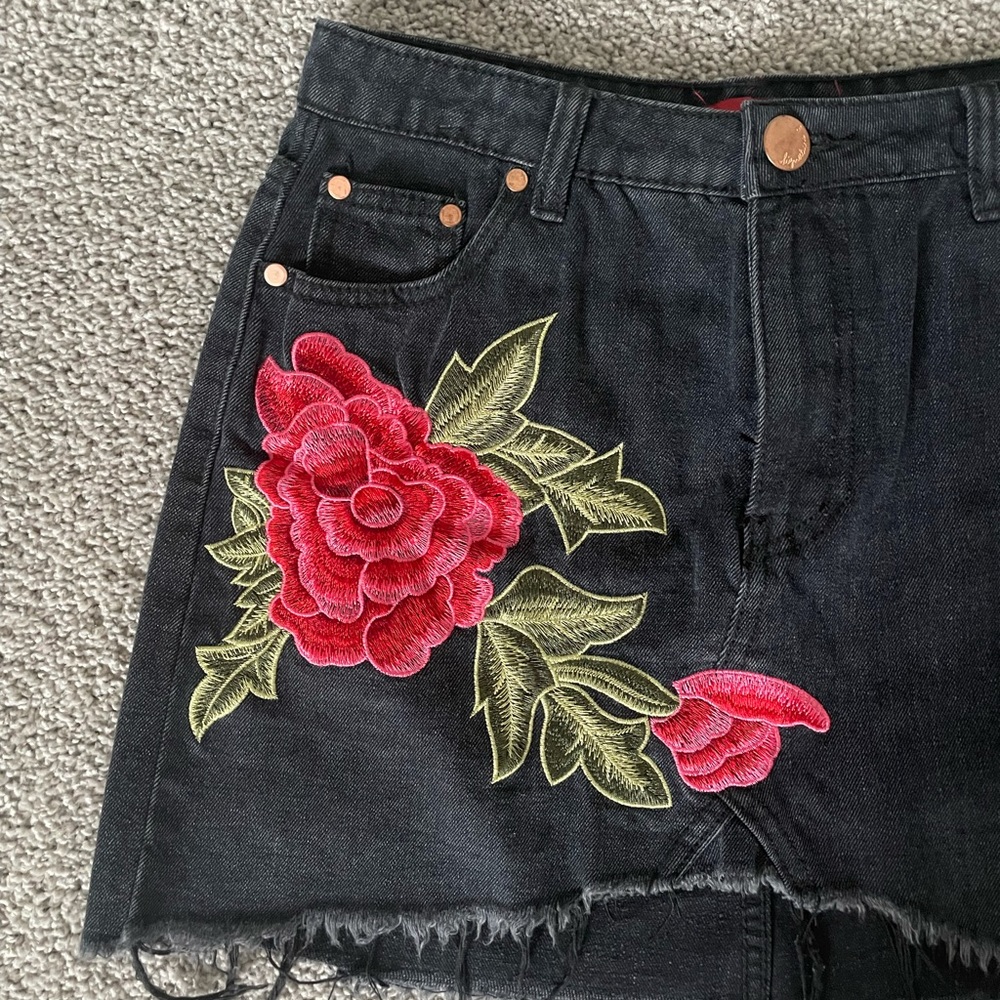 Signature 8 Black Denim, Rose Design Skirt - Picture 6 of 6